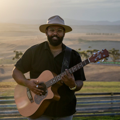 Dhiv Naidoo performing live acoustic music at Cucina 3064, Marnong Estate – Live Music Cucina 3064 event