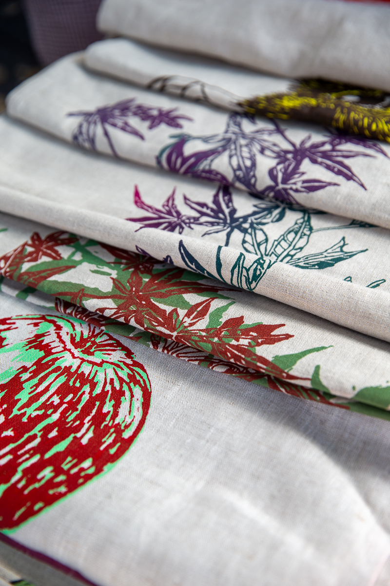 Alilis Handprinted Eco-Creations @alilis_handprintedecocreations
