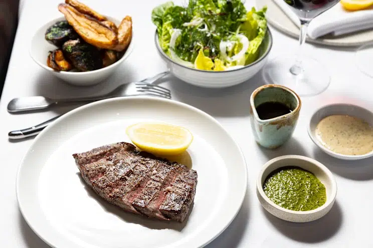 Grilled steak with chimichurri and lemon at La Vètta